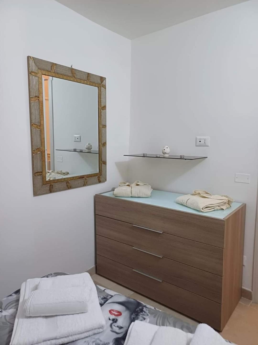 Suite 800 Ostuni Luaran gambar